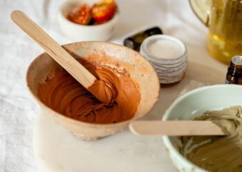 DIY face masks for acne-prone skin