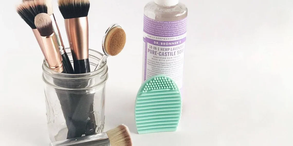 How to clean makeup brushes naturally