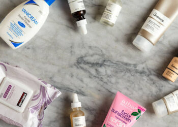 Vegan skincare routine for sensitive skin