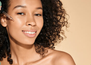 what does hyaluronic acid do for your face