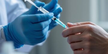 Comparison of Tirzepatide and Semaglutide Efficacy