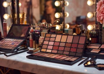 Must-Try Makeup Trends for Every Season