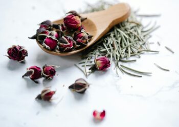 Natural Remedies for Acne: What Works?