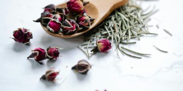 Natural Remedies for Acne: What Works?