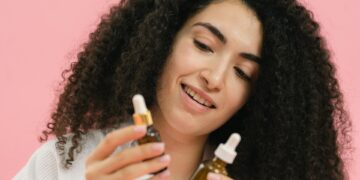 Understanding Hair Growth: Serums vs. Oils