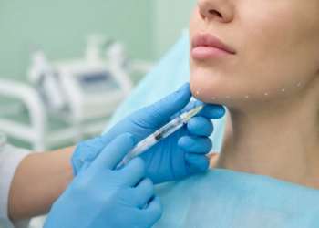 Defining the Lower Face: What Is Jaw Filler and How Does It Work for Jawline Definition?